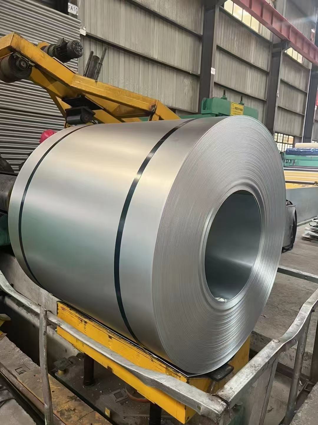 300克熱鍍鋅卷（Z300鍍鋅鋼板）